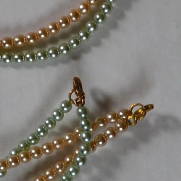 Pair of Pearl  Necklaces - Picture 6 of 6